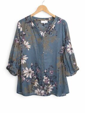 CREAM | Green & White Floral Blouse Top – Women’s 46